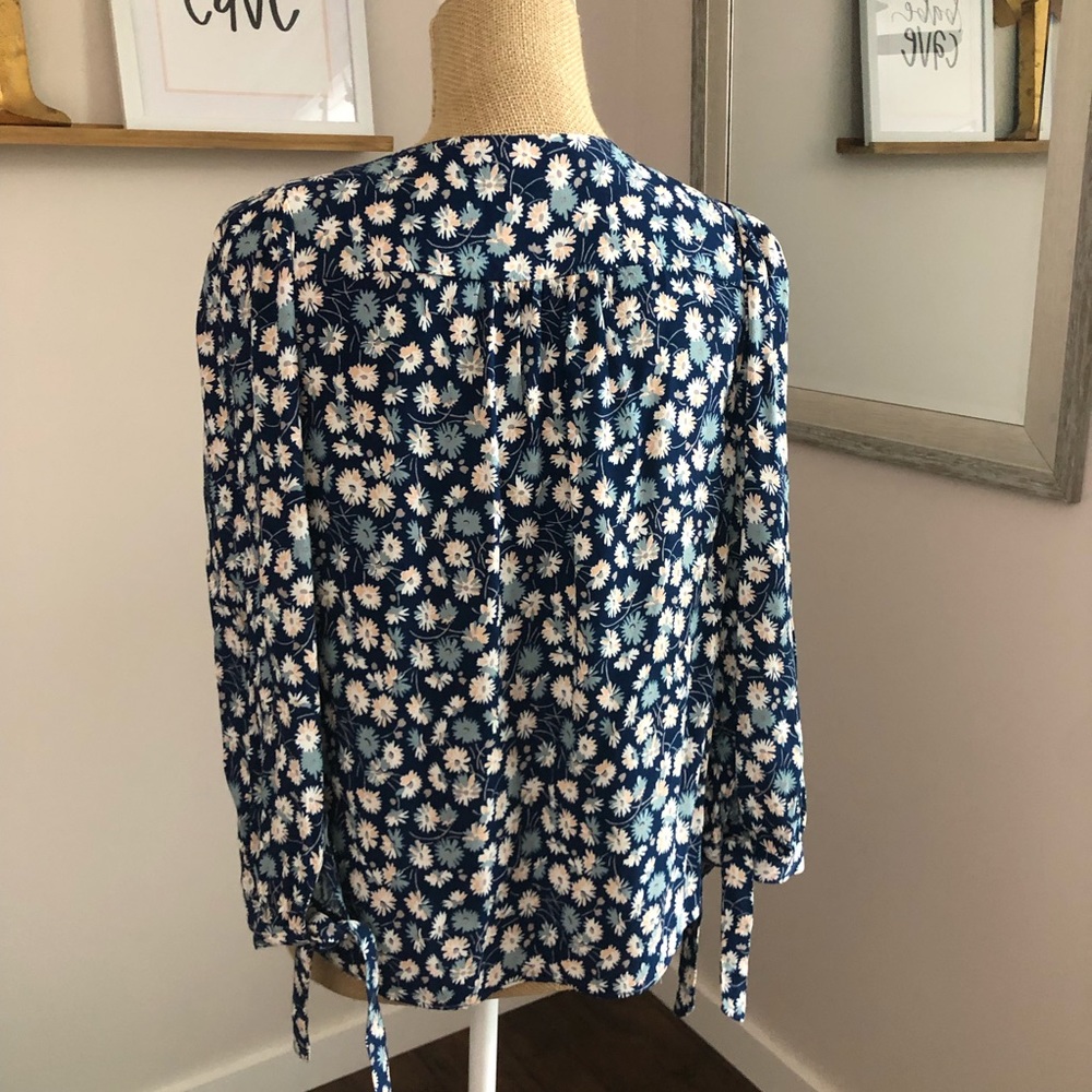 Madewell Daisy Floral Button Down Blouse - Picture 8 of 14